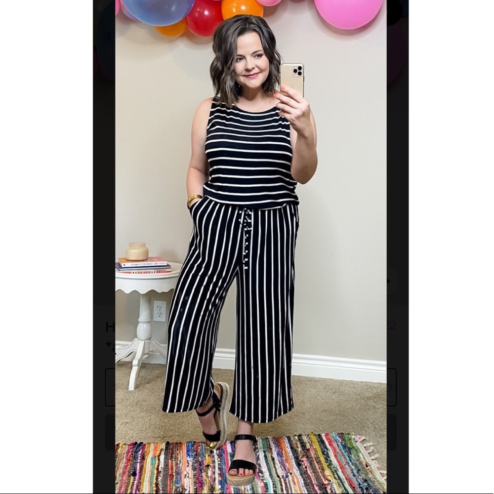 *BOUTIQUE* BRAND NEW! Striped Jumpsuit
